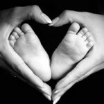 babys-feet-in-mothers-hands-lg